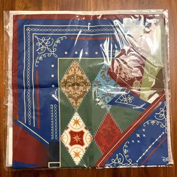 트위스테 스퀘어 스카프 페로 오네스트