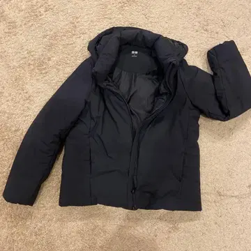 UNIQLO 다운 자켓 S 사이즈