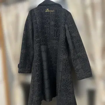 새상품급 데시구알 롱 코트