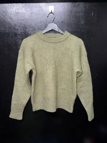 90s 보스턴 트레이더스 M 올리브 그린 스웨터 니트