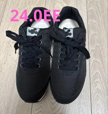 도쿄 디즈니 리조트 블랙 x 레드 스니커즈 24.0cm