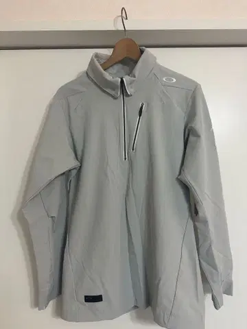 Oakley 그레이 하프 지퍼 자켓