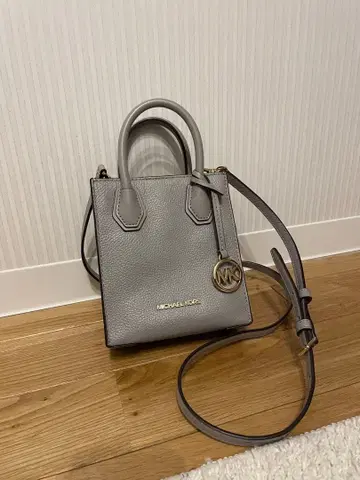 MICHAEL KORS 그레이 미니 토트백