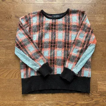 PHINGERIN 체크 무늬 니트 스웨터 M 사이즈