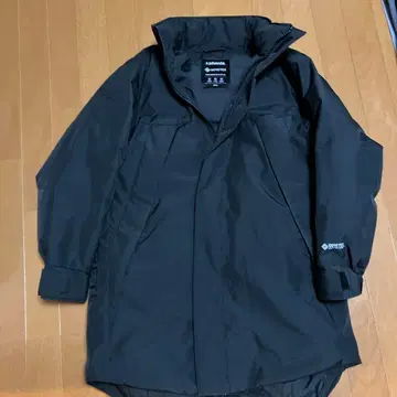 SHIPS 별주 +phenix: GORE-TEX 몬스터 다운 파카