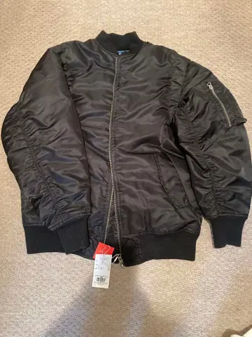 [ 미사용 ] 월드 블랙 축열 보온 기능 패딩 자켓