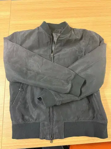UNIQLO MA-1 봄버 자켓 M 사이즈
