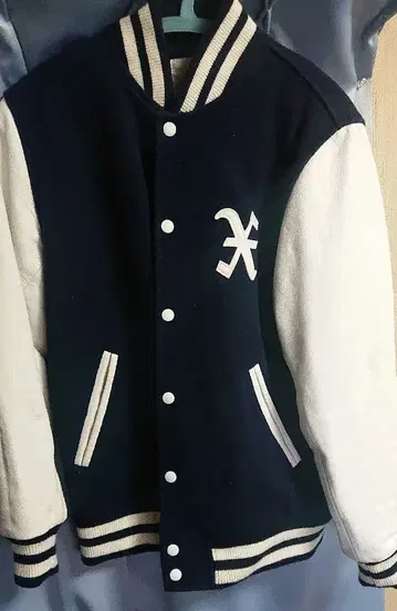 XLARGE 스타디움 자켓 엑스라지 바시티 자켓