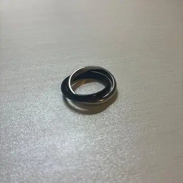 LE SSERAFIM 레이어드 링 실버 블랙