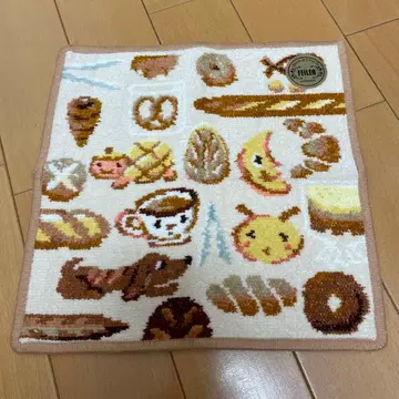 페이러 타월 손수건 라브라리 베이커리 카렐차펙