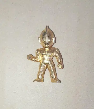 [ 울트라맨 초투사격전 x 코믹 봉봉 한정판 ] 다이캐스트 골드 초투사