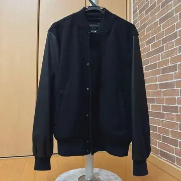 ZARA 바시티 자켓