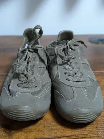 PANAM 올리브 그린 - 스니커즈