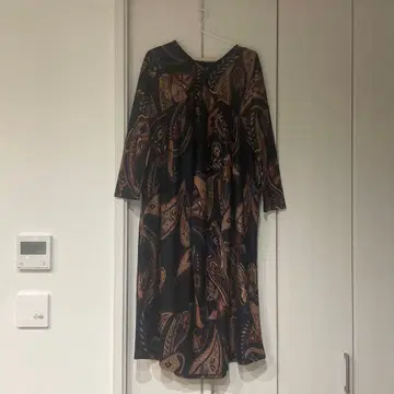 CAWAII 페이즐리 무늬 긴팔 롱 원피스