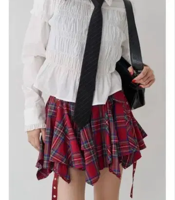 레드 계열 체크 플레어 스커트 M