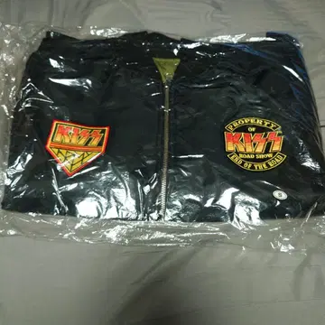 [ 데드스탁 ] KISS 회장 한정판 리버서블 MA-1 자켓 S