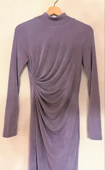 탁한 퍼플 롱 드레이프 긴팔 원피스