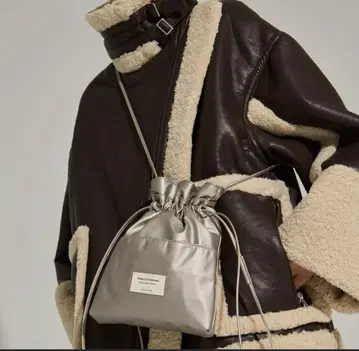 beautiful people STUDIOUS 별주 숄더 복조리 백