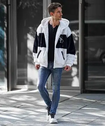 미사용 새상품 SOMEDIFE 백 로고 퍼 블루종 오버 사이즈