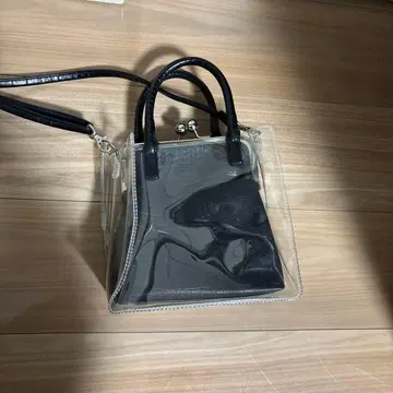 클리어/블랙 숄더백