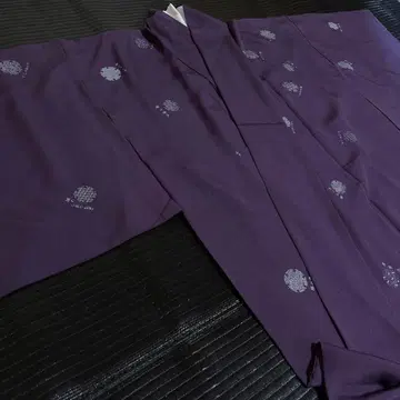 기모노 코몬 짙은 보라색