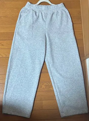 유니클로C 스웨트 팬츠 M 사이즈