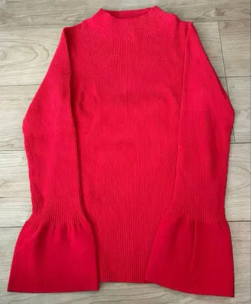 RHC 론 헤르만 빨간색 상의