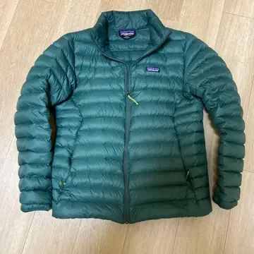 파타고니아 다운 스웨터 M, 그린. F A 22