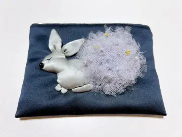 LUDLOW 토끼 파우치