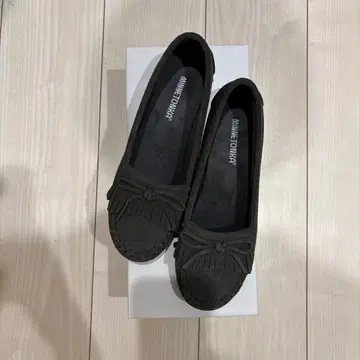 [ 미사용 새상품 ] 미네통카 모카신