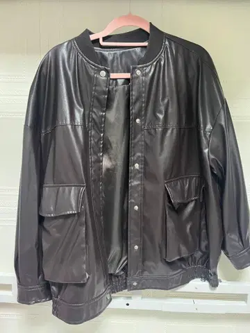 주노아 스탠드 카라 가죽 자켓