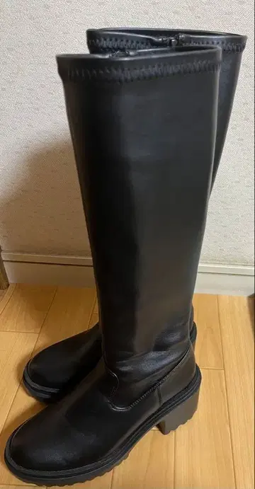 마제스틱 레곤 볼륨감 있는 스트레치 롱 부츠