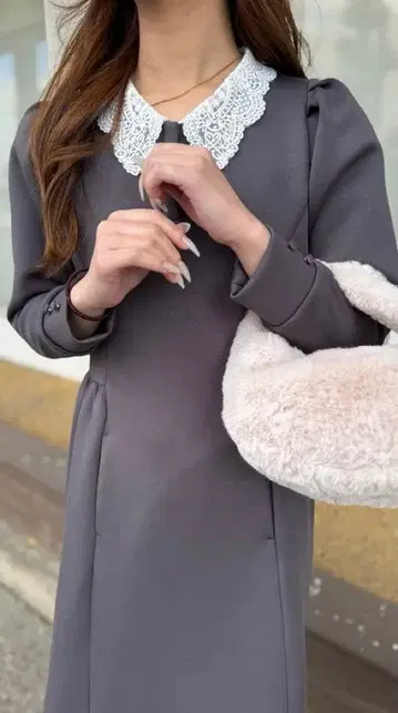 le reve vaniller 레이스 옷깃 릴랙스 원피스 M 그레이