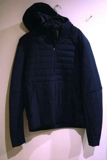 lululemon 네이비 다운 자켓