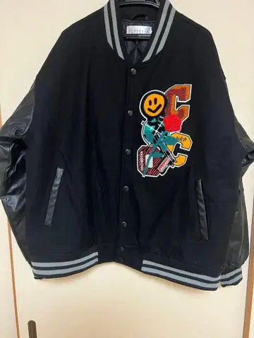 카멜 클러치 오케스트라 바시티 자켓