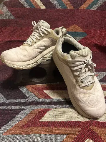 호카 오네오네 스니커즈 고어텍스