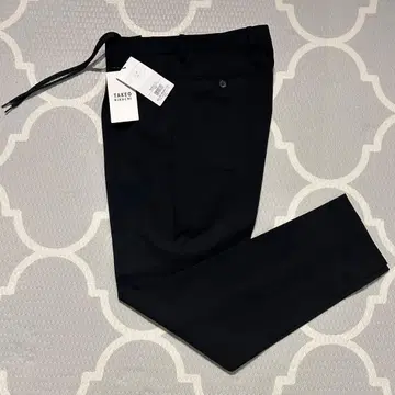 미사용 새상품 TAKEO KIKUCHI 블랙 슬랙스 M 사이즈