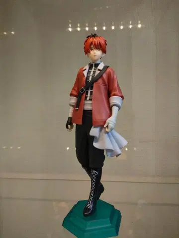 장송의 프리렌 슈타르크 피규어