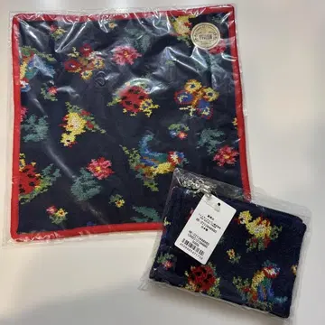 학교 페이 손수건과 티슈 파우치