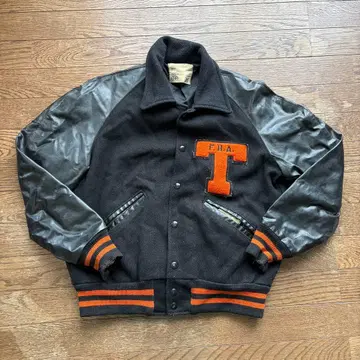 F.H.A. 바시티 자켓