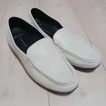 REGAL GORE-TEX 화이트 로퍼