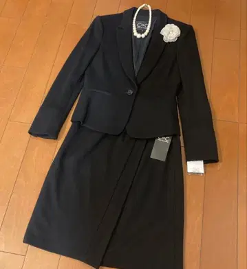 택 포함 스커트 수트 졸업식