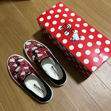 헬로키티 슬립온