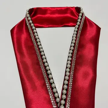 레이어트 카라 큐빅&펄 레드 새틴 레이어트 카라