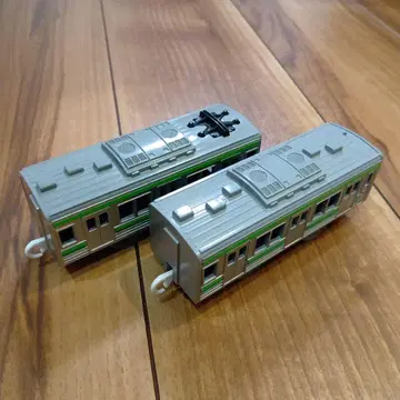 프라레일 205계 요코스카선 중후 차량