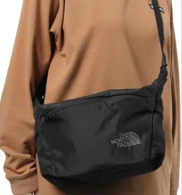 [ 새상품급 ] 더 노스 페이스 카펠라 5 NM7235 숄더백 BK