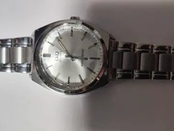 Q&Q 아날로그 쿼츠 손목시계 실버