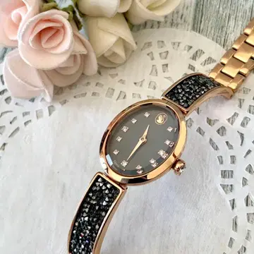 [ 새상품급 ] Swarovski 스와로브스키 손목시계 크리스탈 락 오벌