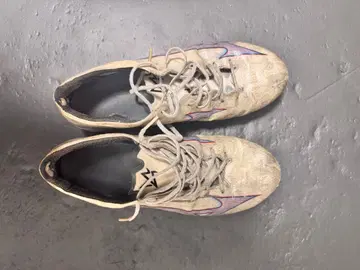 미즈노 모렐리아 네오 축구화