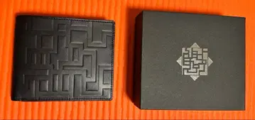 호테이 토모야스 G 패턴 지갑